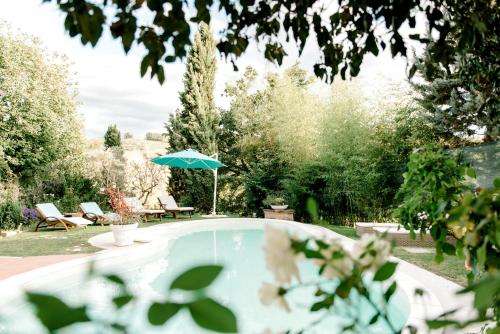 www.villalouiseumbria.com