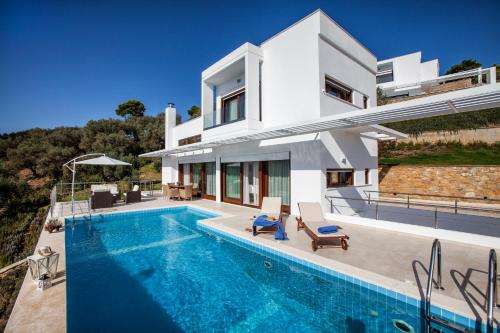 www.magdani-villas.gr