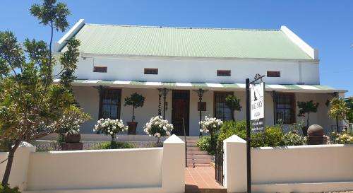 www.bigskyvilla.co.za