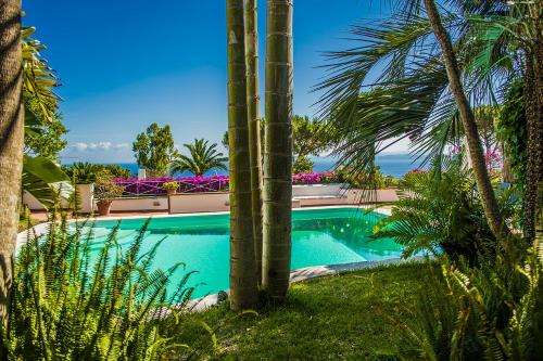 www.villaenaria.it
