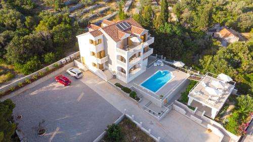 www.villa-croatia.eu