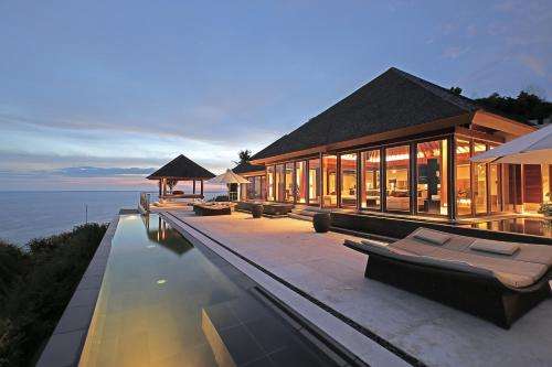 www.theedgebali.com