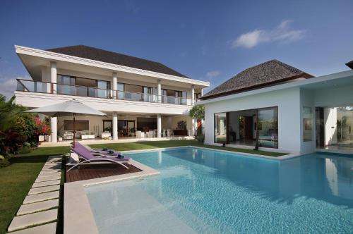 www.villaistanaputih.com