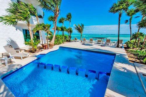 www.villamarazultulum.com