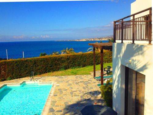 www.auravillas.com