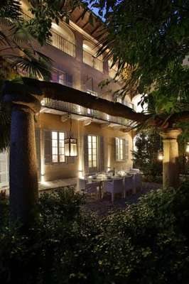 www.palazzodeileoni.it