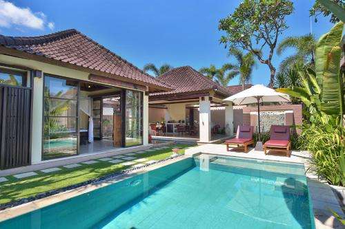 www.thebliblivillas.com