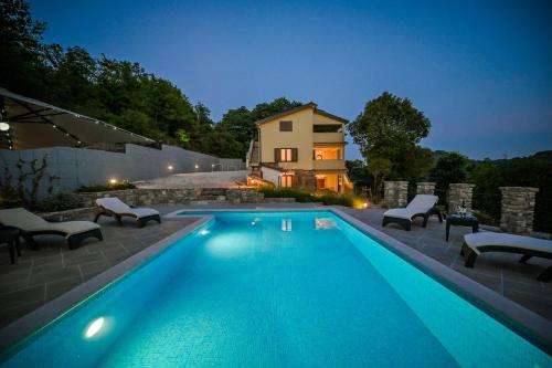 www.villa-brbon.com