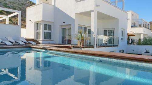 www.villadelpezazul.com