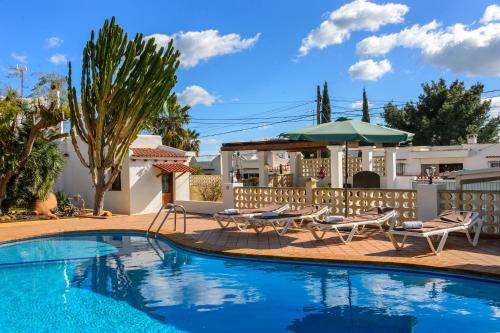 www.greenandblueibiza.com