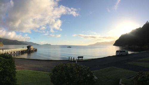 www.beachfrontvillas.co.nz