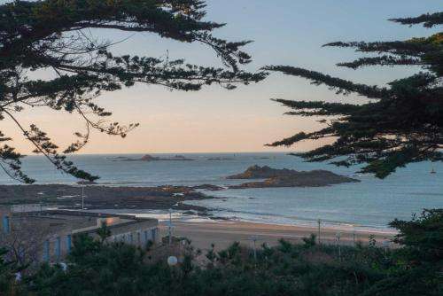 www.location-villa-dinard.fr