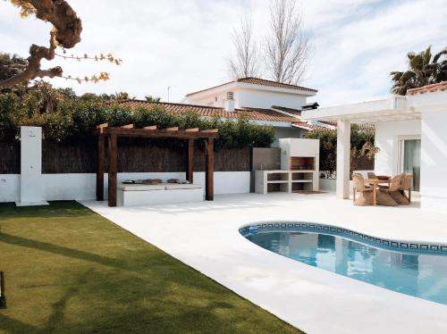 www.fernwehdeltadelebre.com