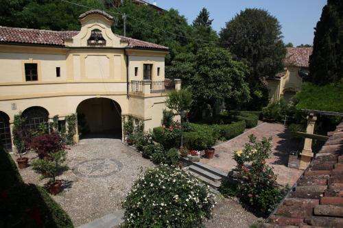 www.palazzotornielli.com