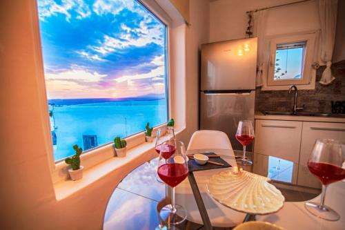 www.paradisiamykonos.com