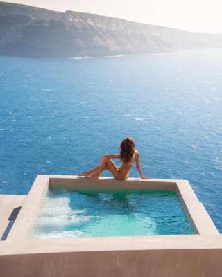 www.oldcastlesantorini.com