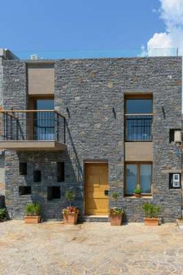 www.casadiplaka.com