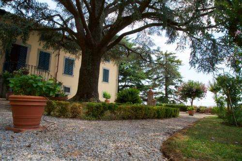 www.villaleoni.it