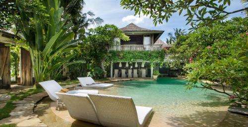 www.phinisivillasbali.com