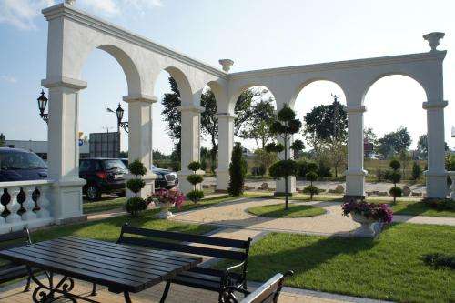 www.villademetrios.pl