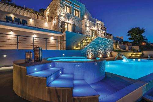 www.perlabeachvilla.com