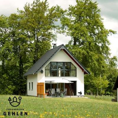 www.ferienhaeuser-gehlen.de