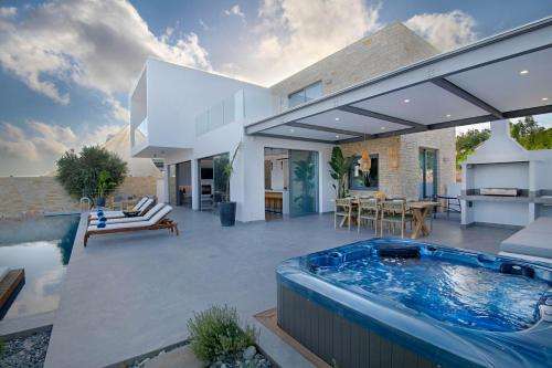 www.lithosvillas.com