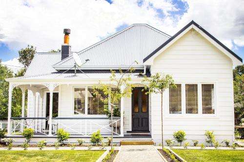 www.whitecottage.co.nz