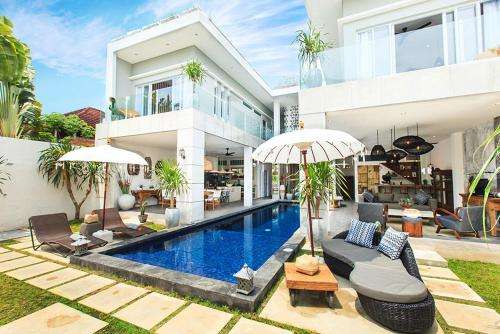 www.seminyakbeachvilla.com