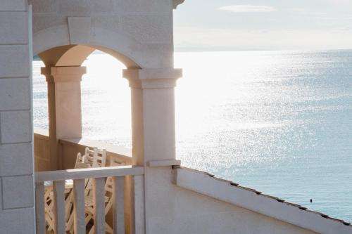 www.villaseabreeze-vis.com