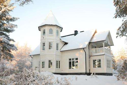 www.arcticaestates.com