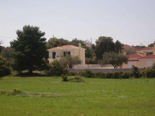 www.villaameliagreece.com