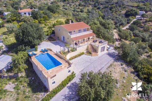 www.construtora-algarvia.com