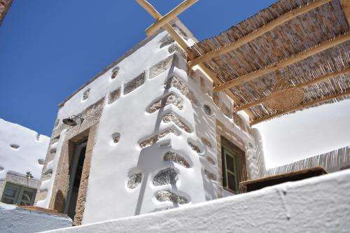 www.hotel-latmos1860.gr