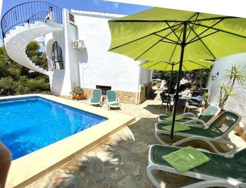 www.ferienhaus-benissa.com