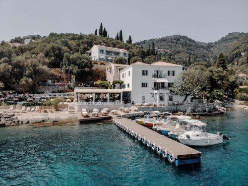 www.thewhitehouserestaurant.gr