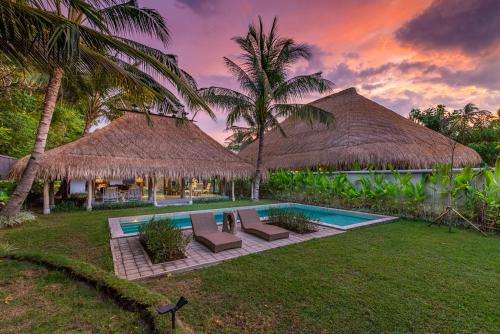 www.beachvillaslombok.com
