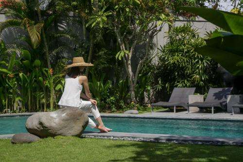 www.theamalaestate.com