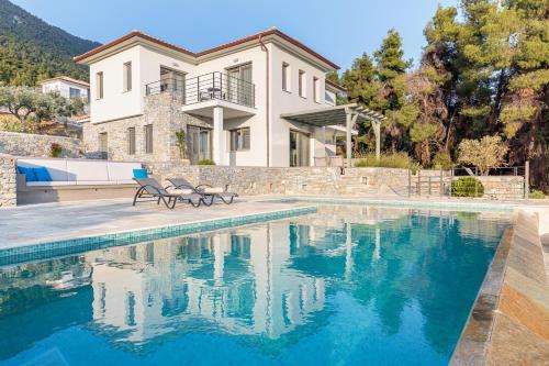 www.eliosprivateliving.com