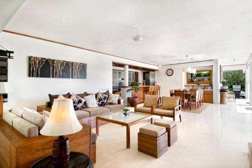 www.villachampa.com