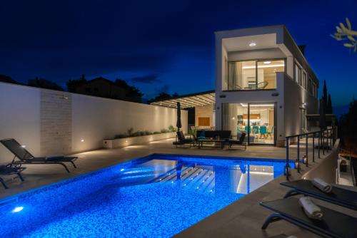 www.villabondi.com