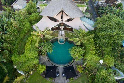 www.torajavillabali.com