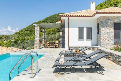 www.elioszenvillas.com
