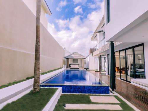www.villadamarcanggu.com