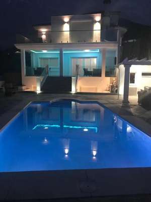 www.villavetori.com