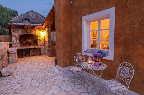 www.villa-ursula-croatia.com.hr