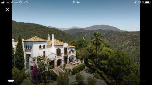 www.madronalvillas.com