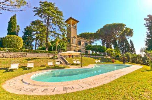 www.villabellavistacrespina.com