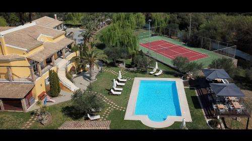 www.corfu-villa-privilege.com