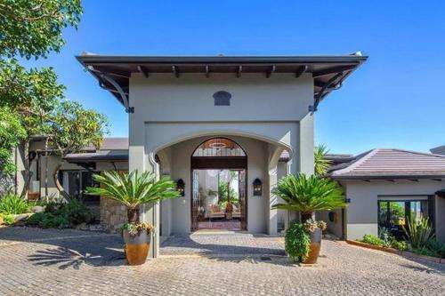 www.pezularealtyandletting.co.za